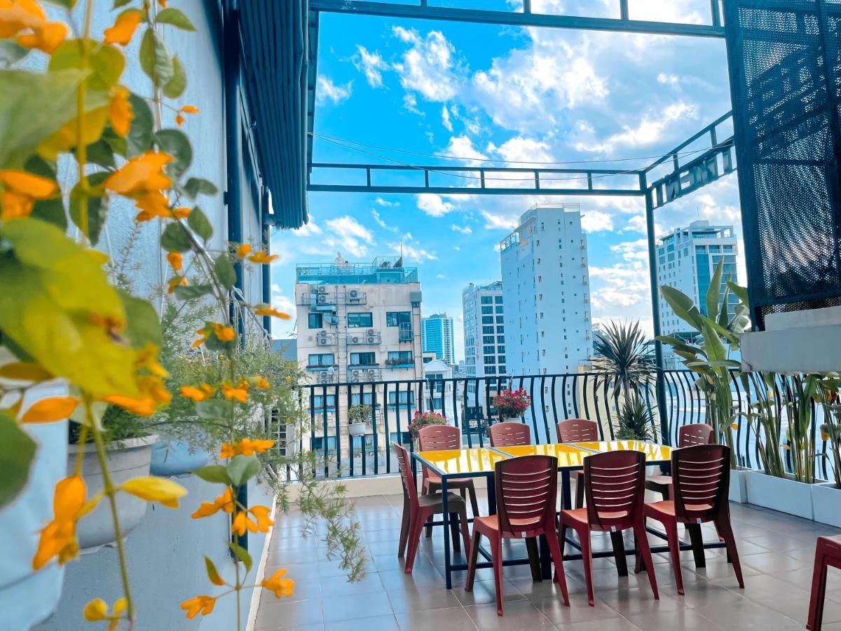 Hana Hotel & Apartment Дананг Екстер'єр фото